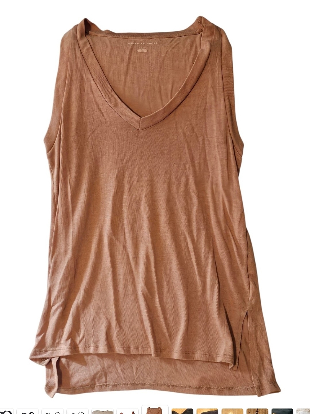 American Eagle Outfitters Sleeveless V-Neck Tank Top - Dusty Orange